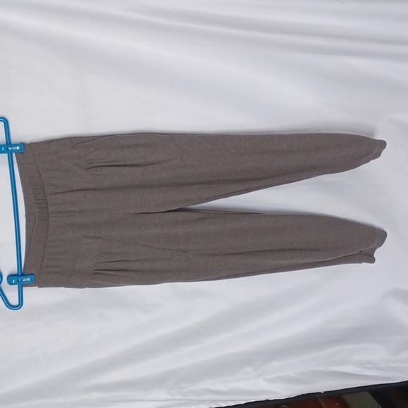 GRADE & GATHER knit fitted jogger in dark gray,  sz S - Picture 1 of 8